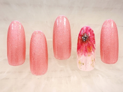 大きなお花が可愛い♪春デザイン☆高田馬場 ネイル マツエク