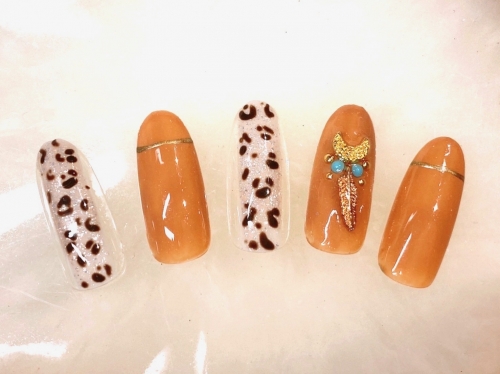 秋に人気のレオパードネイル☆高田馬場 ネイル マツエク