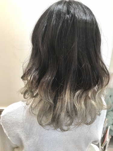 グラデーションカラー　鬼滅カラー