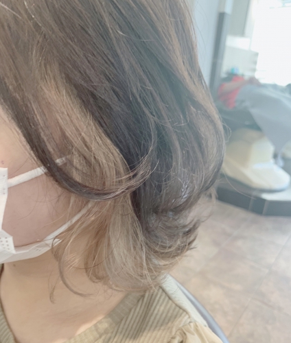 イヤリングカラー