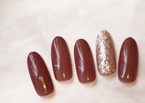 大人女子に◎派手なイメージのラメも大人っぽく☆高田馬場 ネイル マツエク