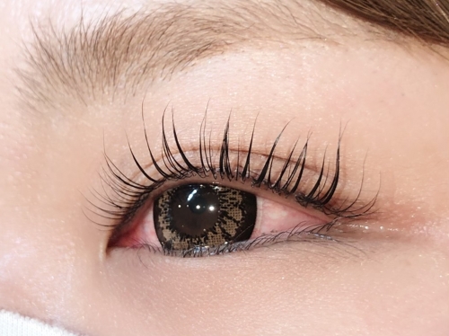 本日マツエク13:00以降空席あり！！