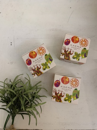 ★冬に活躍！カエナモイスチャーバーム★