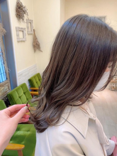 春に人気べーじゅ　北千住　美容室