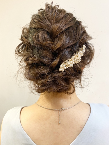 結婚式などのヘアセットなどもご予約可能です☆