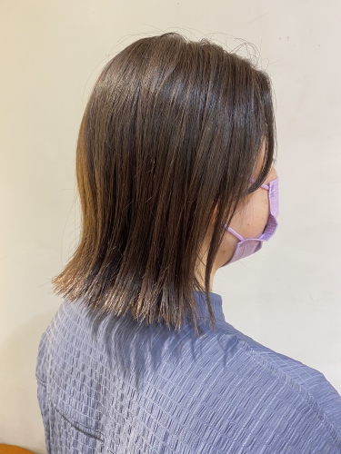 パツっと可愛い切りっぱなしボブ