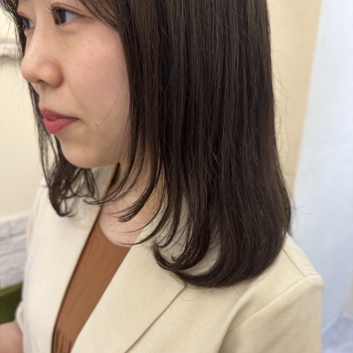 顔周りレイヤーカット☆