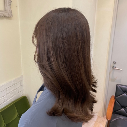 アッシュベージュ