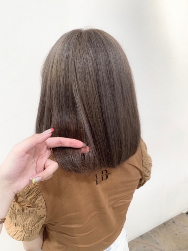 艶髪ボブはグレージュと酸熱トリートメントで♪高田馬場 美容室 酸熱 髪質改善トリートメント