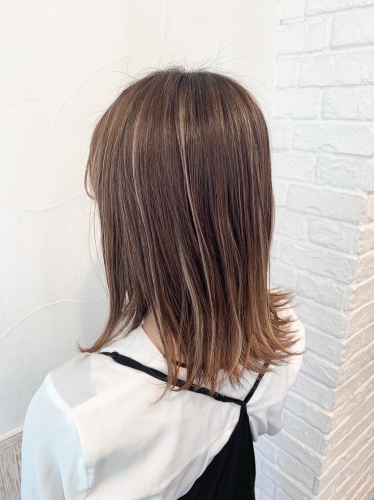 ヘーゼルベージュ×ハイライト