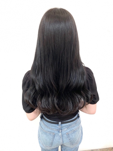 艶カラーのオリーブブラックで地毛風カラーに☆高田馬場 美容室 酸熱 髪質改善トリートメント