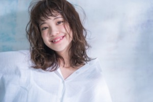 Neolive Plus 向ケ丘遊園 美容室 本日の出勤スタッフ♪