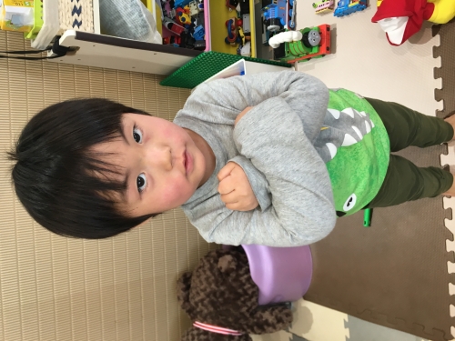 自由が丘美容院 quint:neolive キッズルーム完備 12/9.10.11.12予約状況☆