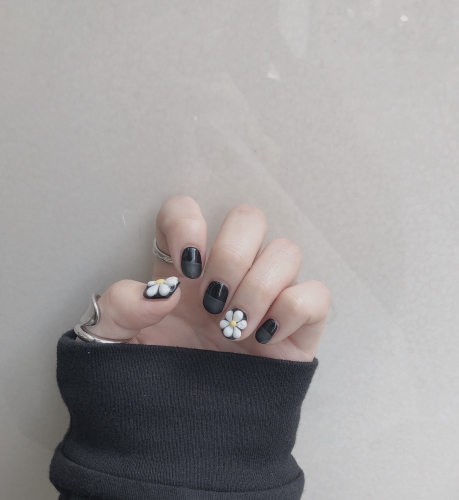 ✴︎nail✴︎下北沢　美容室　neolive