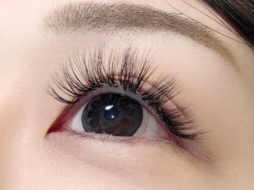 ボリュームラッシュ600本☆高田馬場 ネイル マツエク