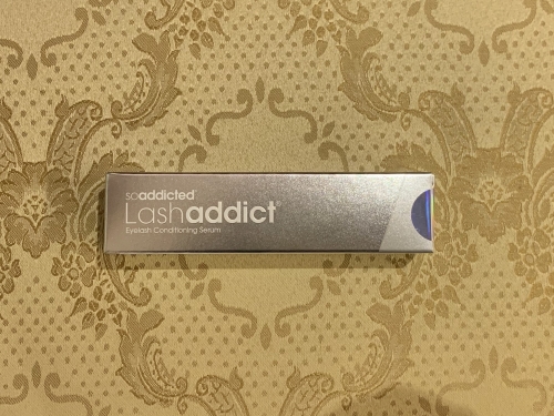 3週間で効果実感☆ラッシュアディクト