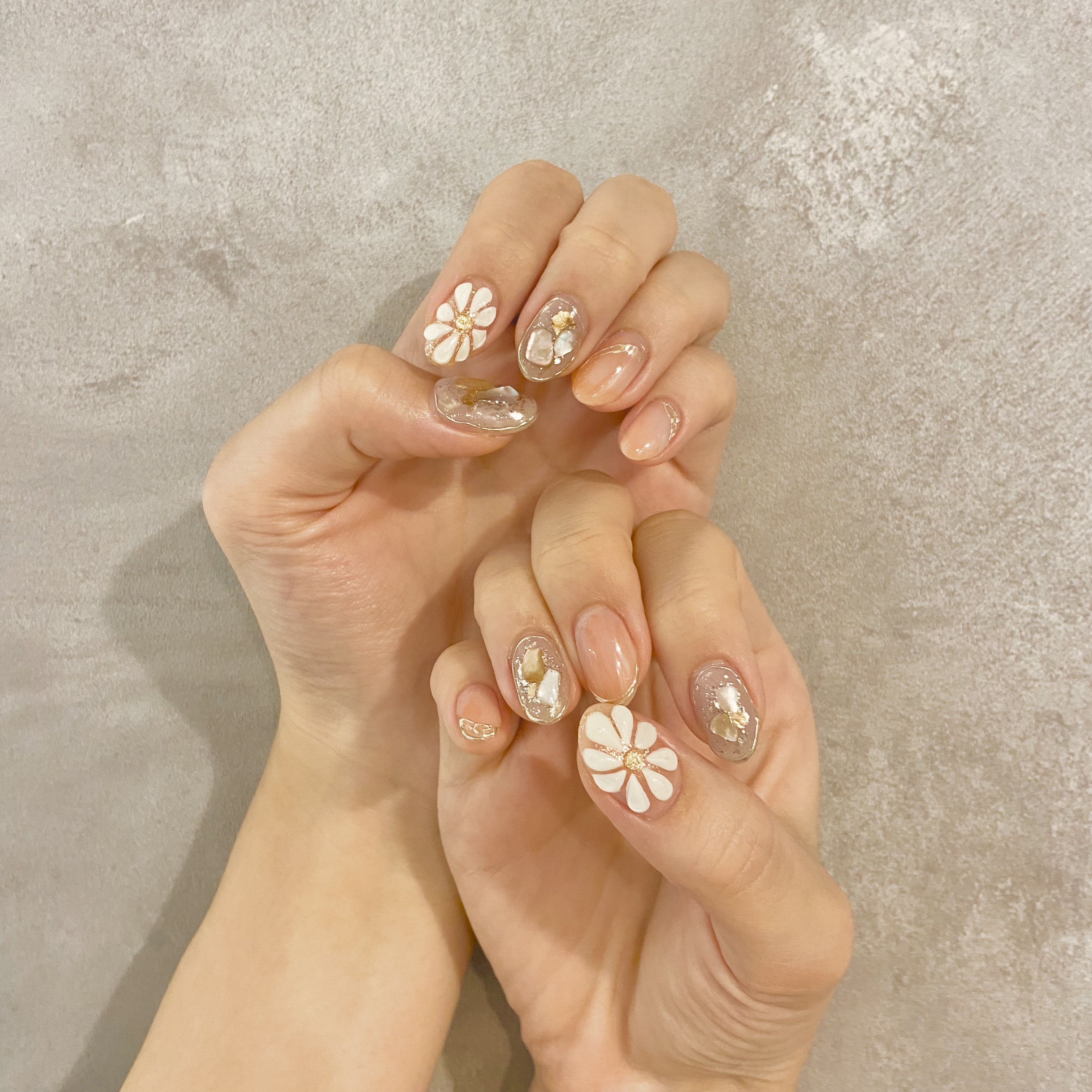 ぷっくりフラワーネイル ブログ Luana 北千住店 美容室 美容院 Neolive ネオリーブ 渋谷 池袋 下北沢 自由が丘 新宿 銀座 吉祥寺 お茶の水 横浜 溝の口 表参道ほか