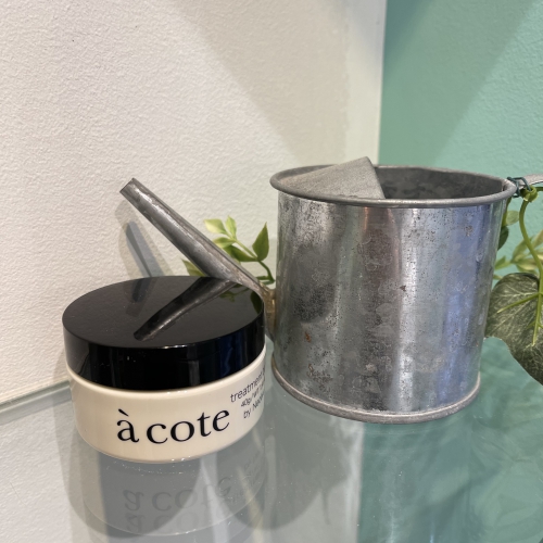 【アコテバーム】池袋美容室　Neolive キッズルーム　保育士在籍　スタイリング　髪質改善　シールエクステ