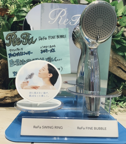 【リファファインバブル】池袋美容室　Neolive キッズルーム完備　保育士常在　成人式着付けセットメイク　振袖　リファ