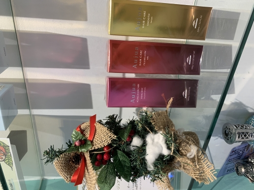 【Aujuaセラム】池袋 美容室 Neolive api ネイル メイク マツエク 着付け