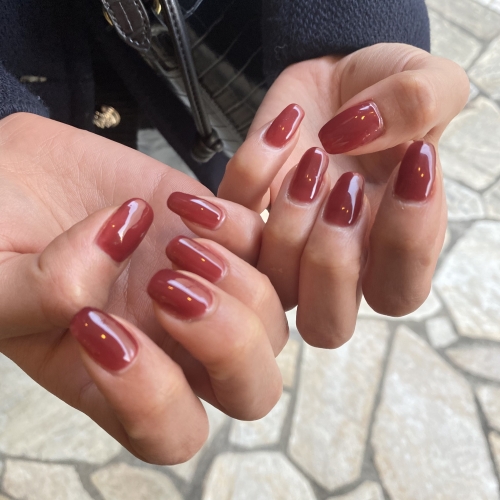 明日10:00〜ご案内可能です♪