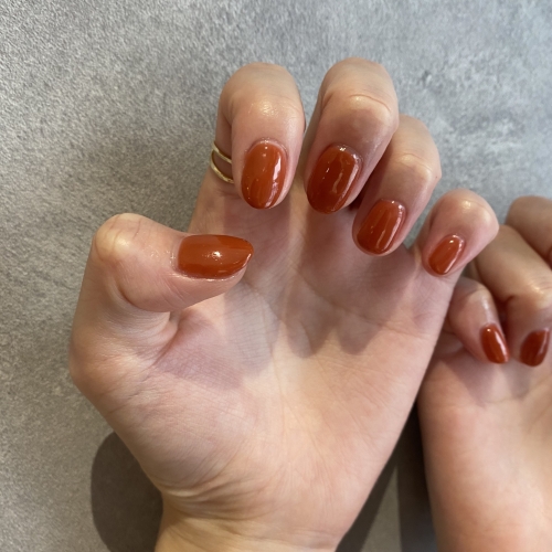 明日10:00〜ご案内可能です♪