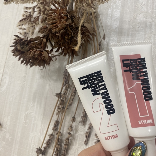 ハリウッドブロウリフト