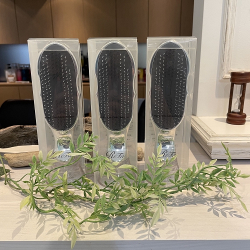 池袋　美容室　Neolive api  着付け　メイク【ReFaブラシ】