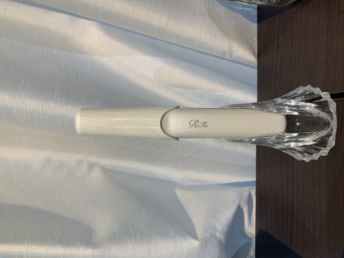 池袋 美容室 Neolive api 着付け メイク【リファ　フィンガーアイロン】