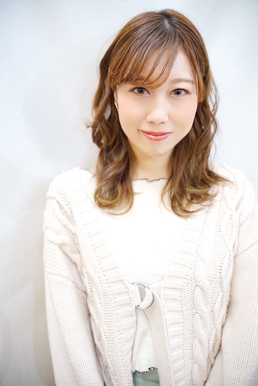 今野 莉菜 Neolive Eclat 上野御徒町店 美容室 美容院 Neolive ネオリーブ 渋谷 池袋 下北沢 自由が丘 新宿 銀座 吉祥寺 お茶の水 横浜 溝の口 表参道ほか