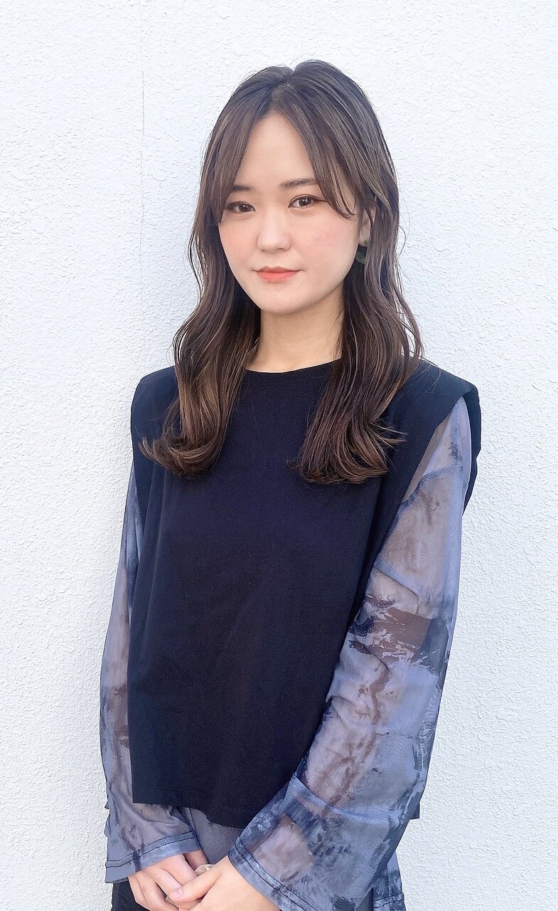 山下　由美